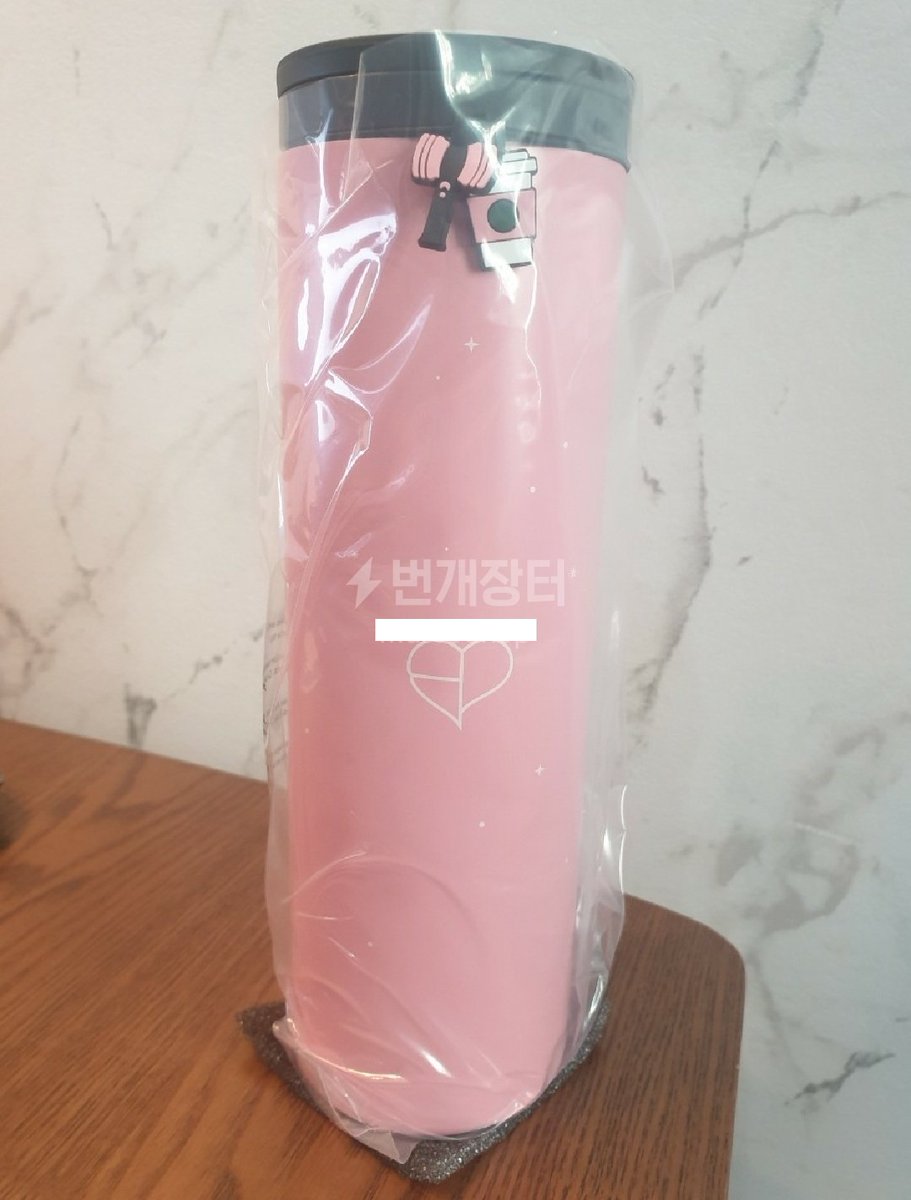 spmph_request's tweet photo. ❗️HELP RT❗️(Jan PASABUY-PAHANAP)
✨Blackpink x Starbucks Stainless Steel Tumbler (16 oz.)✨
⭕️1 slot
⭕️4,800
⭕️DOP: 2 weeks
⭕️ETA: 2-4 weeks after ship-out
Reply "Mine" to reserve
#SPMPHPASABUY https://t.co/4iS1r1dWUZ
