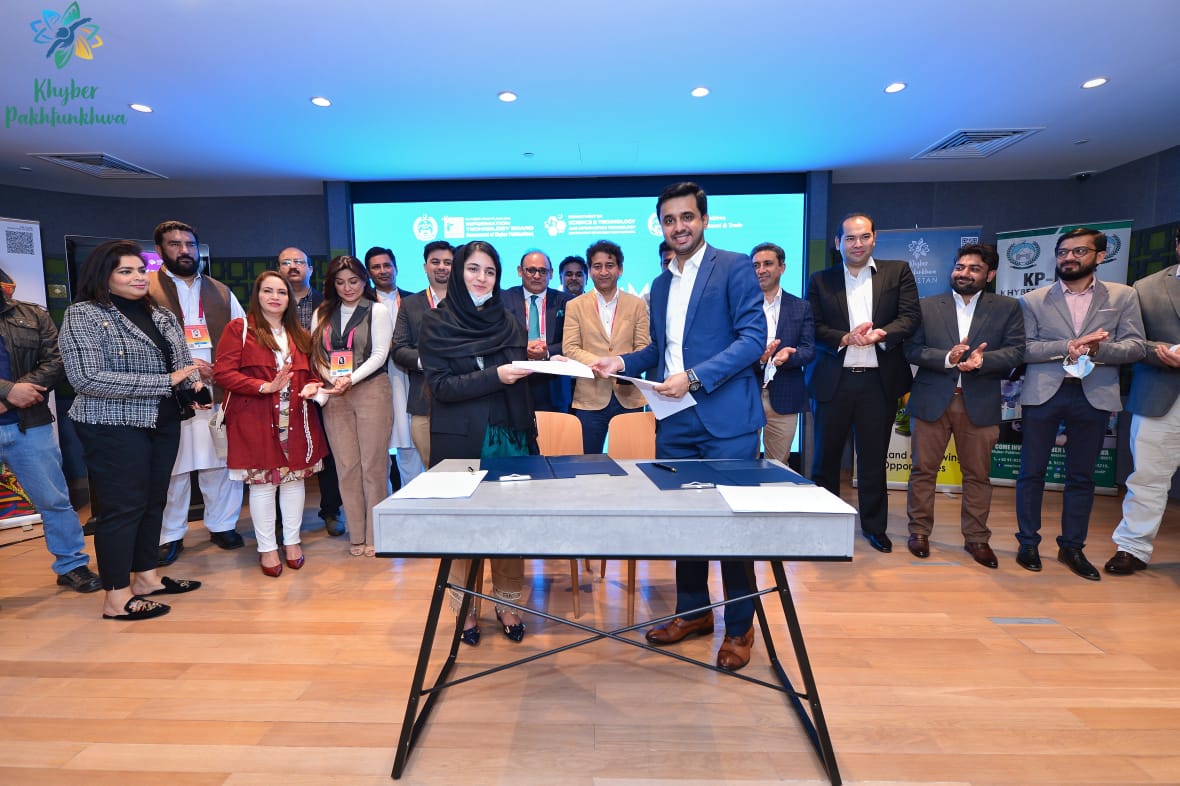 We are delighted to announce that one of our Durshal startups, <a href="/unidesk_pk/">Unidesk</a> has signed an MoU with a Dubai-based company called Smart Mentor.

Unidesk will be using tools, developed by SmartMentor, that aim to connection and collaborate with the academia in the region.

#KPITB #kp