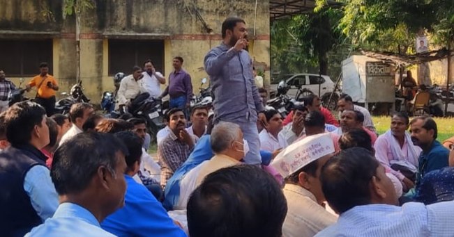 MonikaJ04077506's tweet photo. #Vote4OldPension
Our demands will continue.  This revolution will continue till our demands are met. https://t.co/pvw0die0Bn