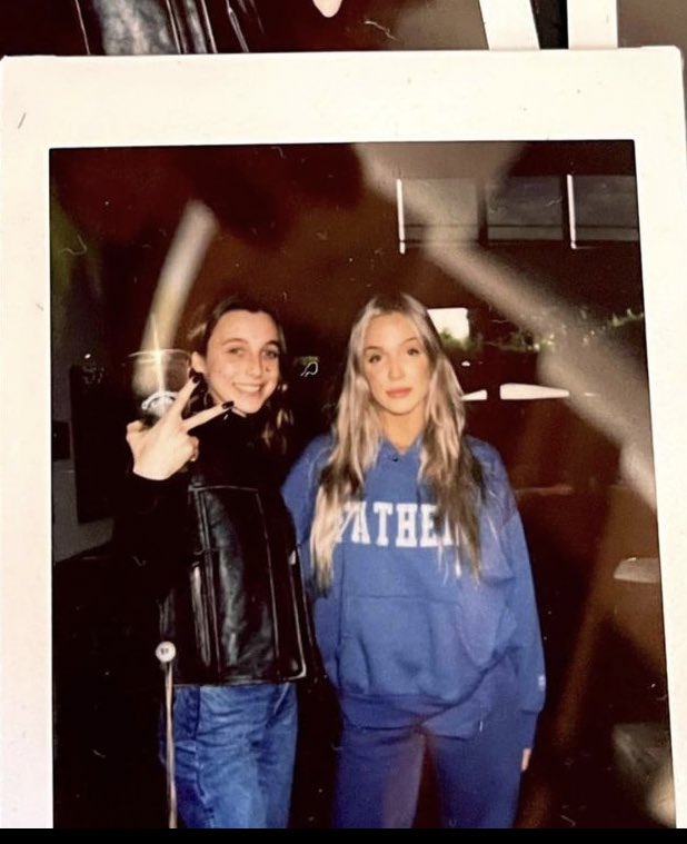 emmacomfy's tweet photo. •. emma on callherdaddy podcast 🤍
part 1 is already out!! https://t.co/FSJSuCAyDT