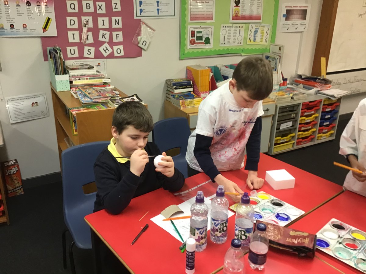 MrsChalmers3's tweet photo. Check out our fantastic models of the eye we made in P6/5! 👁 @BarmullochP @STEMglasgow https://t.co/yydYlAYEc2