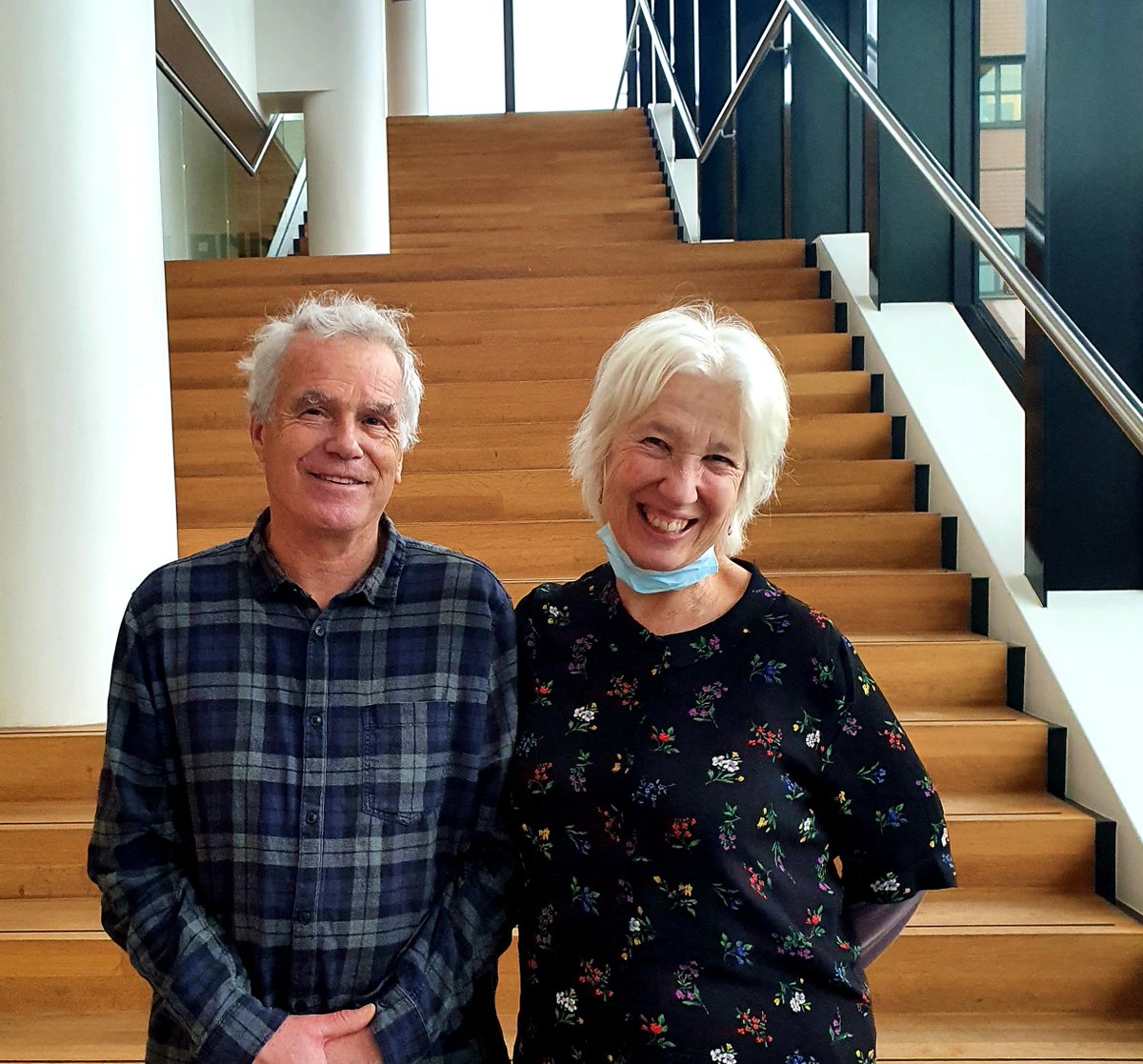 FriesMuseum's tweet photo. Onze állereerste bezoekers vanochtend zijn Noud en Sylvia uit Alkmaar! 'We hebben de theaters, filmhuizen en musea zo gemist. Dat zijn echt de hoogtepunten van het leven.' ❤
We zijn vandaag tot 17.00 open, het is heerlijk rustig dus kom langs voor een ontspannen uitje! https://t.co/8Ctb7IBIkr