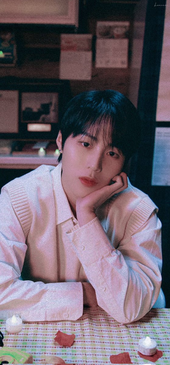 210126 스페셜 앨범 YOU 티져 배경화면

#하성운 #성운 #HASUNGWOON #SUNGWOON

🔗 img1.daumcdn.net/thumb/R1280x0/…