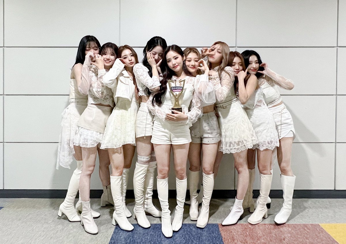 Yuni19321436's tweet photo. ぷろみ2冠おめでとう〜!!🎉🎉
生歌うまかったよ😭😭😭😭😭
#fromis_9 #fromis_9_DM 
#fromis_9_3rdwin #DM_2ndwin https://t.co/fhyIEbr38b