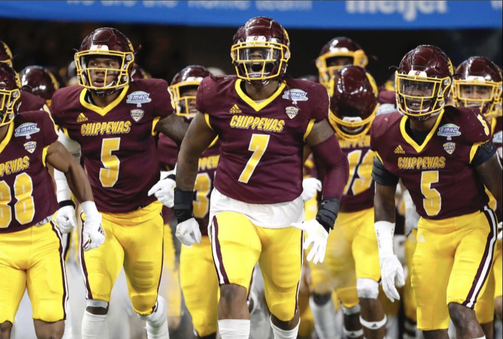 AwlsBraden's tweet photo. I’m honored to have received my first offer from Central Michigan University! Thank you! @MZordich @CMU_Football https://t.co/1kD9b130HU