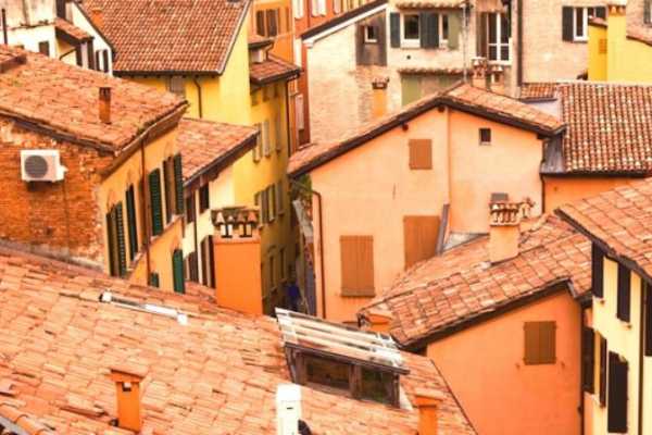 BolognaWelcome's tweet photo. 📌 Vi segnaliamo 𝐢𝐥 𝐭𝐨𝐮𝐫 𝐝𝐢 𝐝𝐨𝐦𝐚𝐧𝐢 𝟐𝟕 𝐆𝐞𝐧𝐧𝐚𝐢𝐨📌, dedicato alla 𝐁𝐨𝐥𝐨𝐠𝐧𝐚 𝐄𝐛𝐫𝐚𝐢𝐜𝐚 per 𝐢𝐥 𝐆𝐢𝐨𝐫𝐧𝐨 𝐝𝐞𝐥𝐥𝐚 𝐌𝐞𝐦𝐨𝐫𝐢𝐚✨

🟡QUI INFO e PRENOTAZIONI: https://t.co/NZXBxzhgdY https://t.co/kBd5ah9Cwi