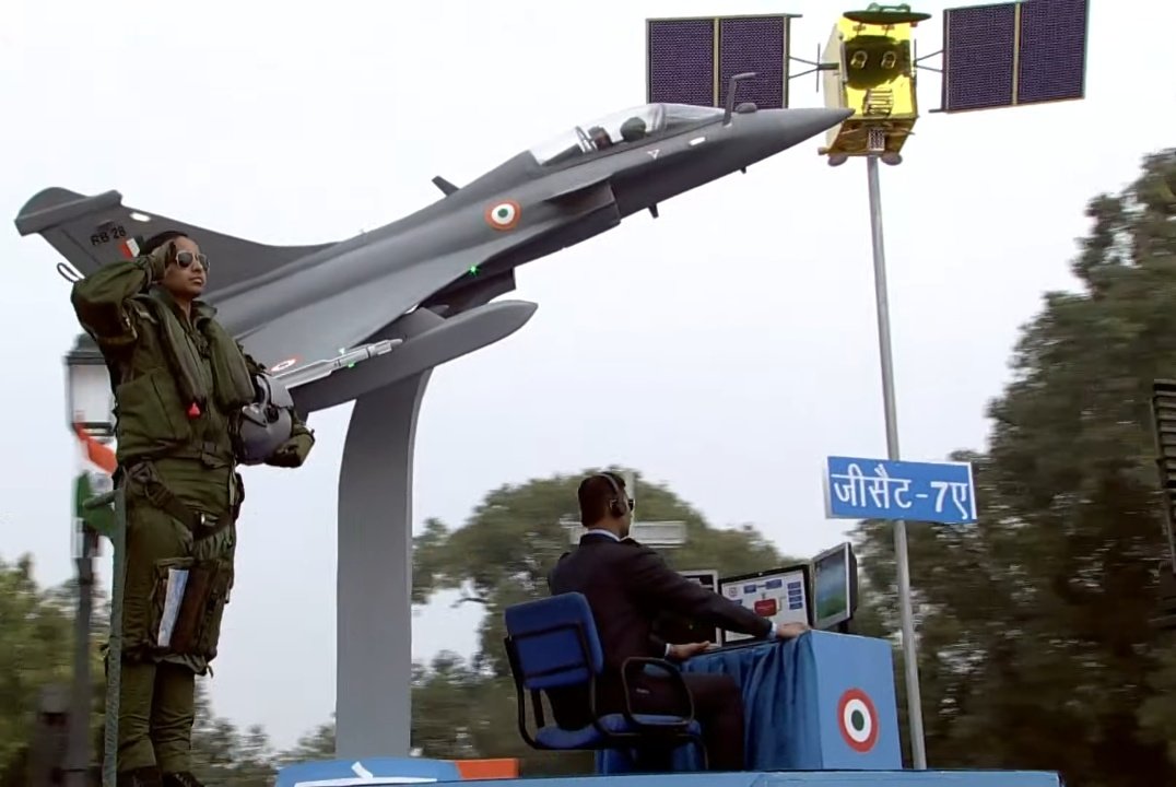 howtocrackssb's tweet photo. 73rd Republic Day celebration at Rajpath in New Delhi which witnessed the grandest Flypast celebrating 'Azadi ka Amrut Mahotsav'.
#Republicday2022 #HowToCrackSSB #73rdRepublicDay #Tableau https://t.co/0ajnOGrn9C