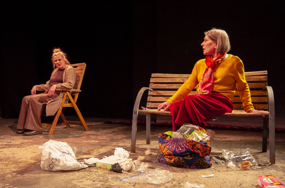 Alphabetti's tweet photo. Last night - SOLD OUT!
Tonight - only a handful of tickets left.
Thursday - we have room for more audience.
Friday - SOLD OUT!
Great start to the week for TREE!
Come and see this incredibly thoughtful, intelligent, reflective show.
https://t.co/KdH0628KHV
📸Matt Jamie https://t.co/01aUDO8f4e