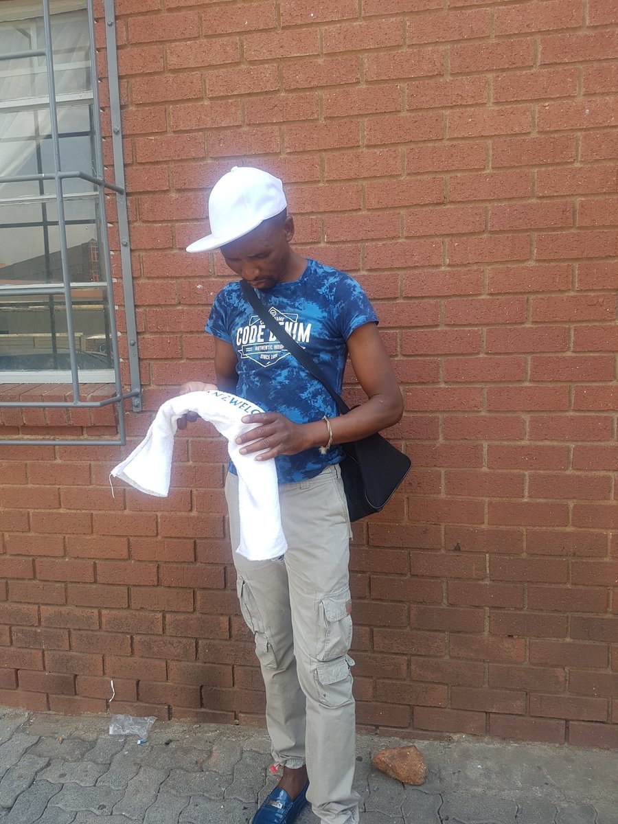zweli07359074's tweet photo. https://t.co/hSmCFreLYt