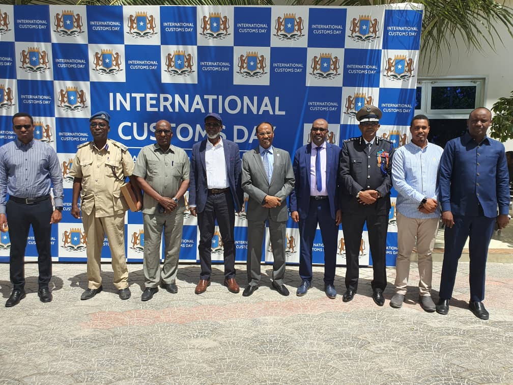Today I addressed the important role customs plays in #Somalia's domestic revenue mobilization. 
#InternationalCustomsDay is an opportunity to evaluate our reform efforts in ensuring an efficient, transparent &amp; effective customs operations to benefit our economic development.