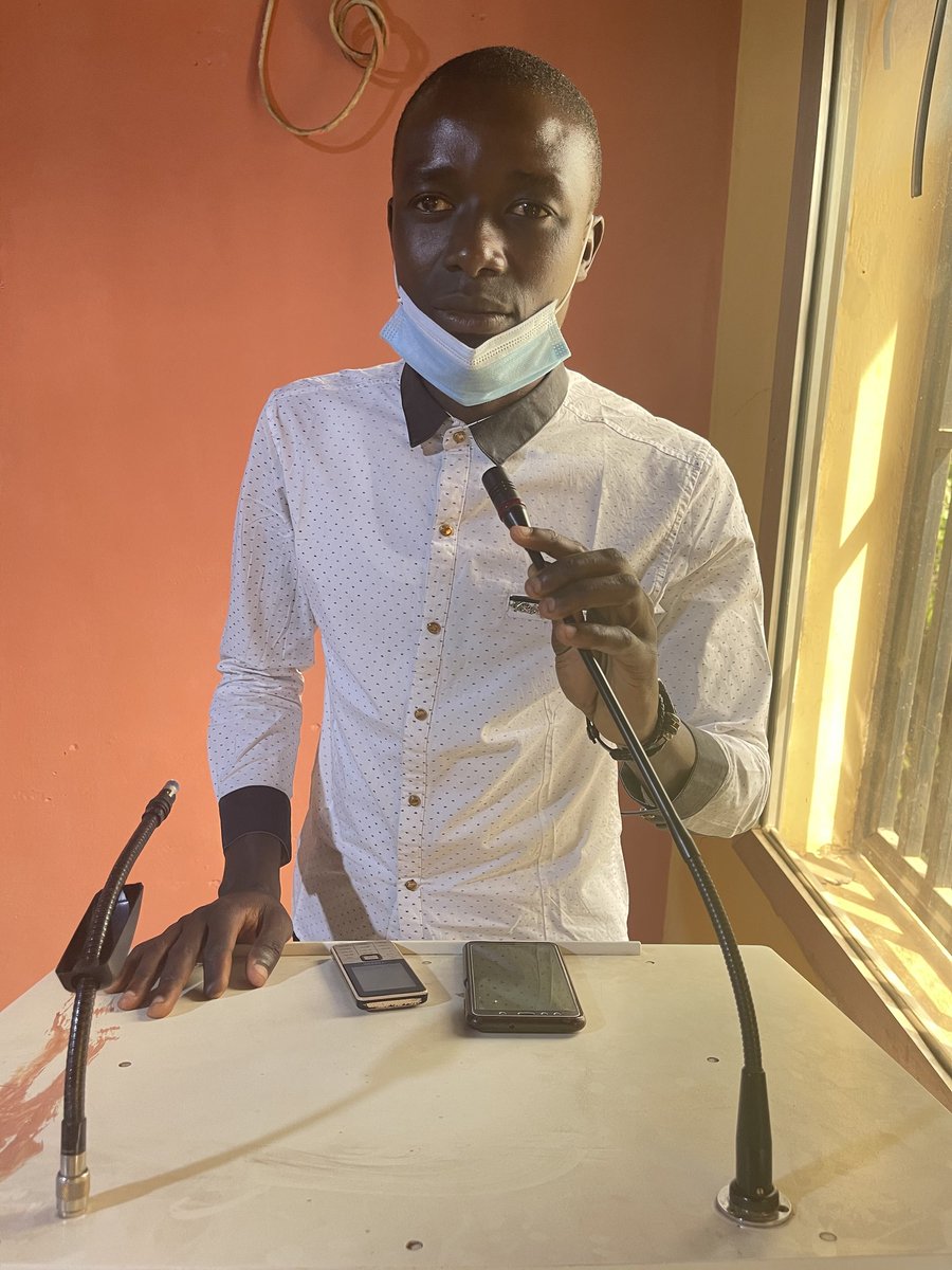 karfala_aminata's tweet photo. Il n'y a pas de réussites faciles ni d'échecs définitifs, disait Marcel Proust.
Trimez, échouez mais reprenez encore et encore, car seul le travail vous mènera à vos rêves. 
#ExcellenteJournée
@Loncenytotty @des_kankan @JeuneKaba https://t.co/O7PvmKYAXz