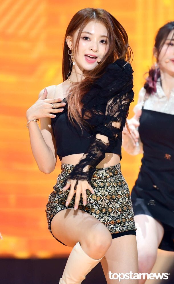 keitadj3's tweet photo. fromis_9 on THE SHOW
ペクジホン、イナギョン、チャンギュリ、ノジソン
#DM1stWin
#fromis_9_2ndWin
#Midnight_Guest
#fromis_9_DM https://t.co/rT30eZwKsv