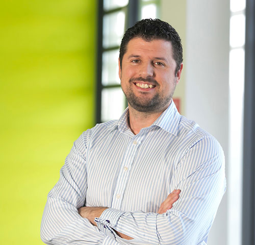 WaltonInst's tweet photo. Walton's @sdavy2009 Steven Davy is speaking at the @DeepHealthEU Winter School (Jan 24-28) on “Making HPC for accessible for Agri-food businesses”. The talk will focus on the technologies developed in @CYBELE_H2020.

More info: https://t.co/D7ZjeMqozk

 #precisionagriculture #AI https://t.co/ehucQgphD5