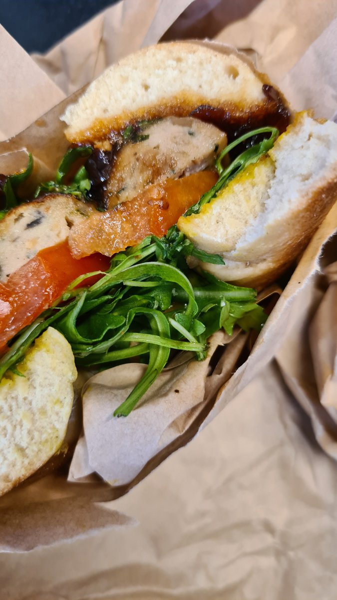 perkyblenders's tweet photo. We're already hungry; does anyone fancy an Unholy bagel and a perky coffee? π
#project660 #E10 #Leyton https://t.co/GWn1smscq3