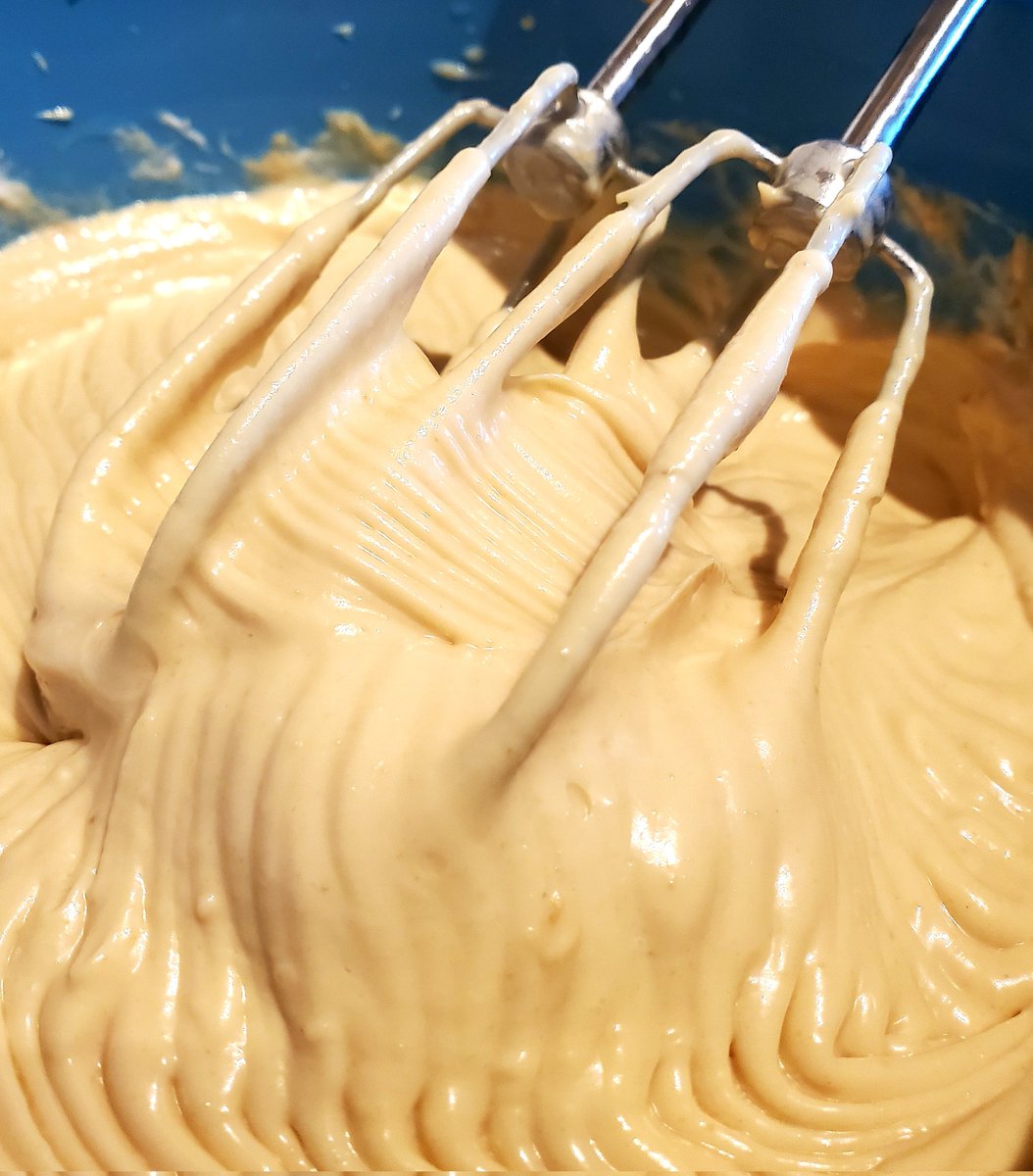 orthokotan's tweet photo. Making a peanut butter cheesecake for my honey. #WayToAMansHeart https://t.co/ChyDuwrFdK