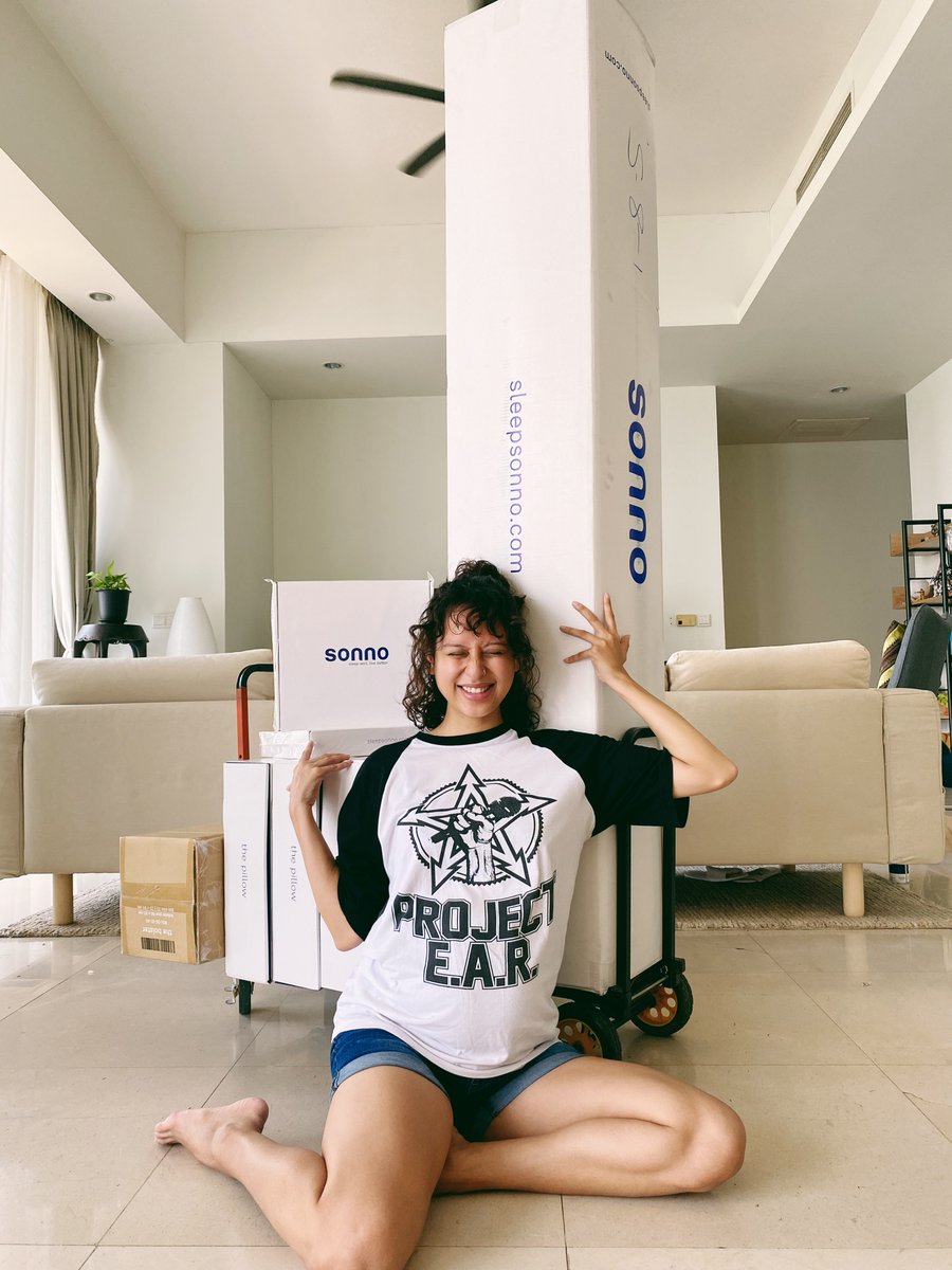SONNO 100 DAYS REVIEW [Thread]

100 Days ago, I got hired to become Sonno's Sleep Executive. Yes, I was actually getting paid to SLEEP. 

Here's my honest take on the mattress (and more!):