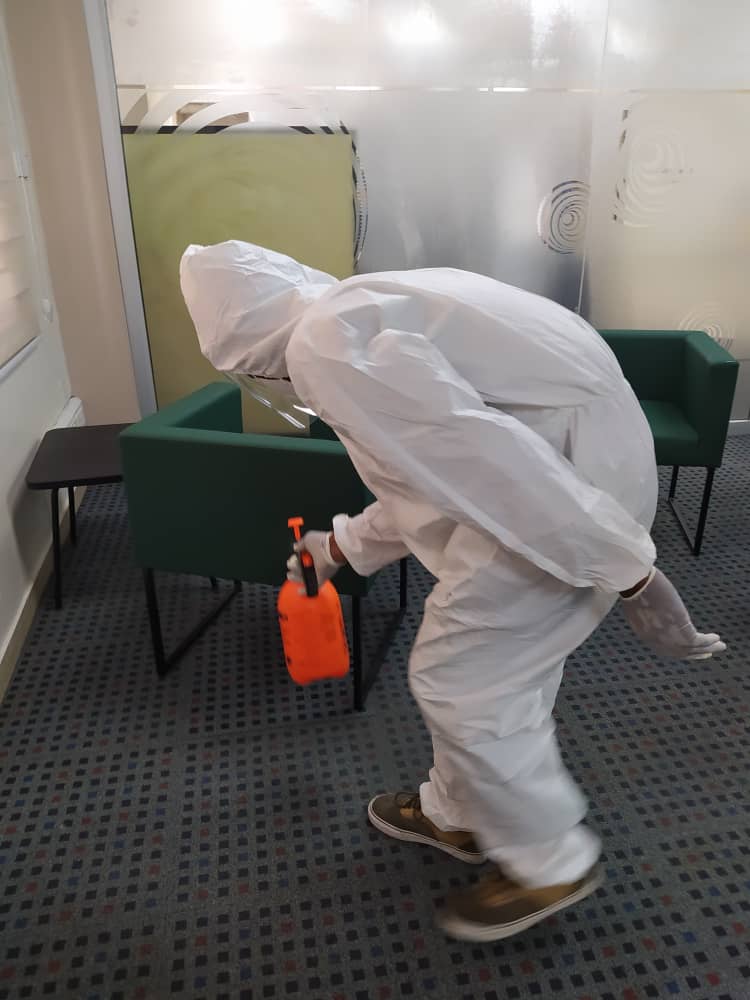 Cityxtra_gh's tweet photo. We are passionate about cleaning because you deserve the best quality cleaning and we always make sure to take a step ahead of cleaning.

#CityXtragh 
#workplacewellnessseries https://t.co/rUvrBsMNqa