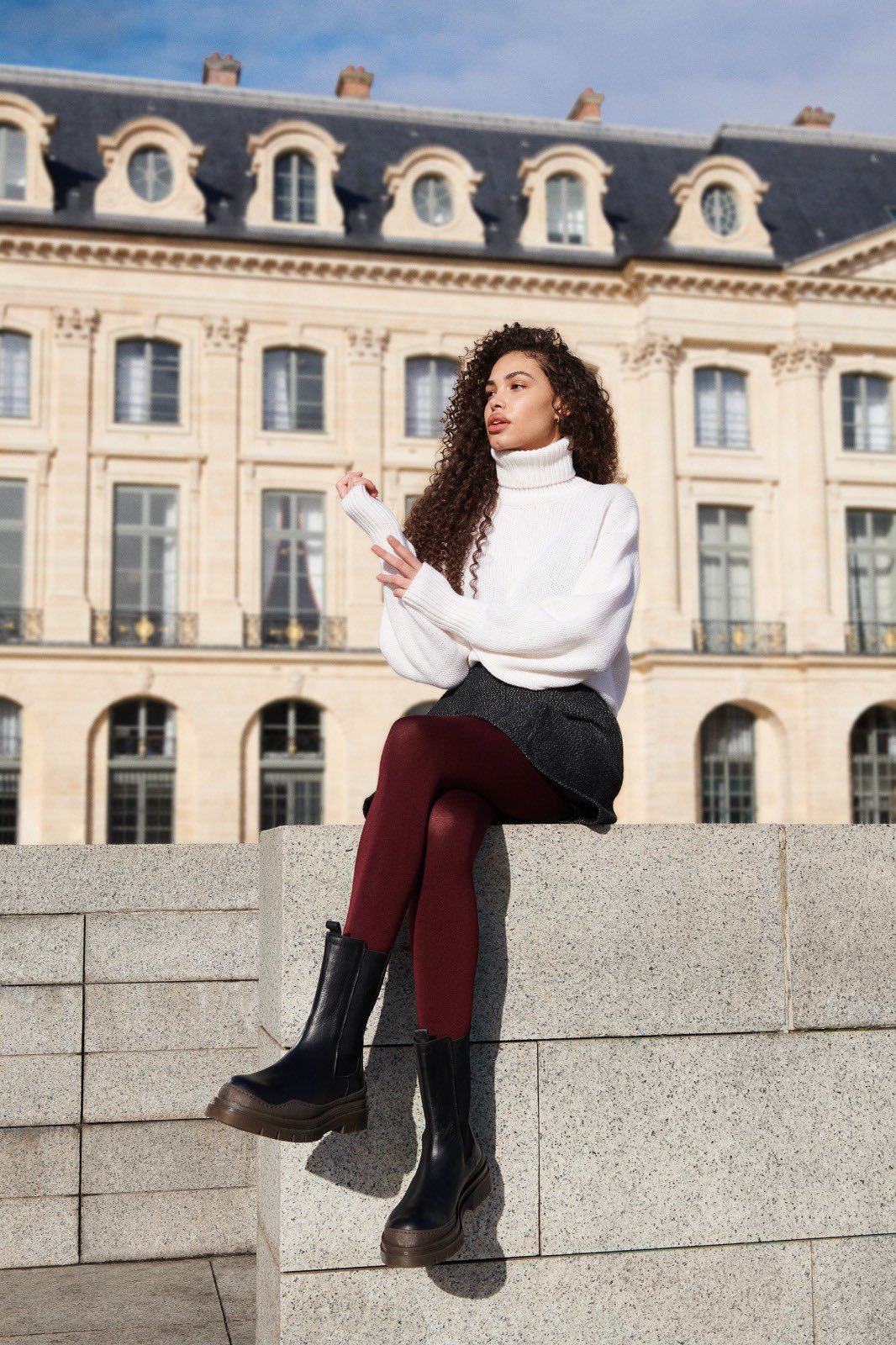 Calzedonia on X: Cold outside? Try our super opaque thermal tights in a  soft, internally brushed material for added warmth. (   ) #Calzedonia #FeelgoodinCalzedonia   / X