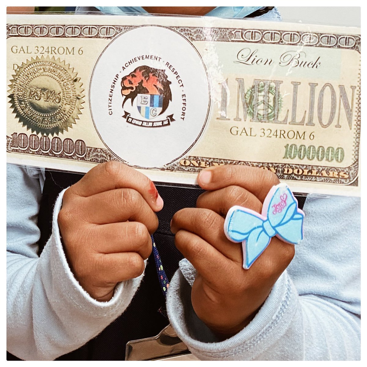 Perfect Attendance for the week? The Bank of PS146 automatically enrolls you in the Monthly Million Dollar Monday lottery! GOTTA BE IN IT TO WIN IT! #perfectattendance #ps146x #district8 #pbis @jen_joynt @NYCMayor @DOEChancellor @BxSuptTobia @CECD8Bronx @NYCSchools