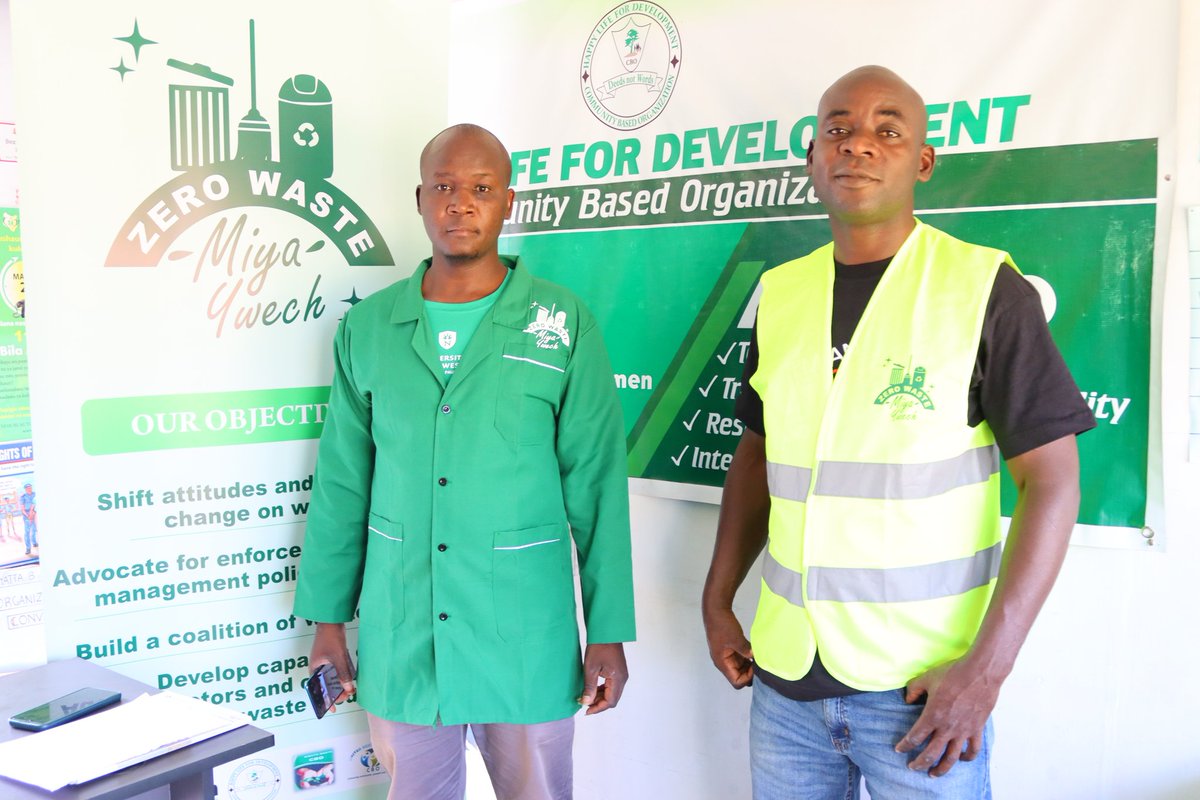 #ZeroWaste
#MiyaYwechCampaign
When the Team Leader of Madiaba CBO ,Mr. Brian Jobita paid us a visit in our office in Manyatta B; Kisumu County!
<a href="/NipeFagio/">#ZeroWasteTanzania</a> <a href="/PurposeGlobal/">Purpose Global</a> <a href="/NemaKenya/">NEMA Kenya</a> <a href="/Joshluckma1/">Joshua Chibuyi</a> <a href="/ManyattaBSJC/">Manyatta B Social Justice Centre -(MBSJC)</a> <a href="/SamsonOnditi12/">Cde Samson Onditi</a>