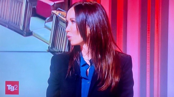 m_contarina's tweet photo. @tg2rai #Quirinale https://t.co/UitIxtY0gg