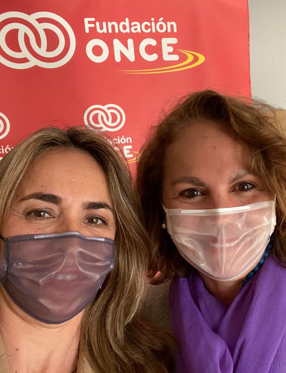 Probexes's tweet photo. Gracias @Fundacion_ONCE por vuestra acogida y profesionalidad.  Seguiremos trabajando para llegar a más personas con dificultad para la comunicación #probex #mask #mascarillatransparente https://t.co/ZRoq1Puz8G