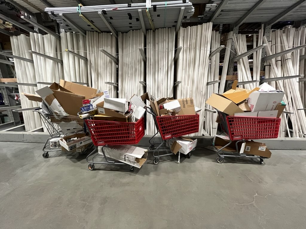 frenche_kyle's tweet photo. Jersey City Cardboard Challenge. https://t.co/WwGUwz0fTw