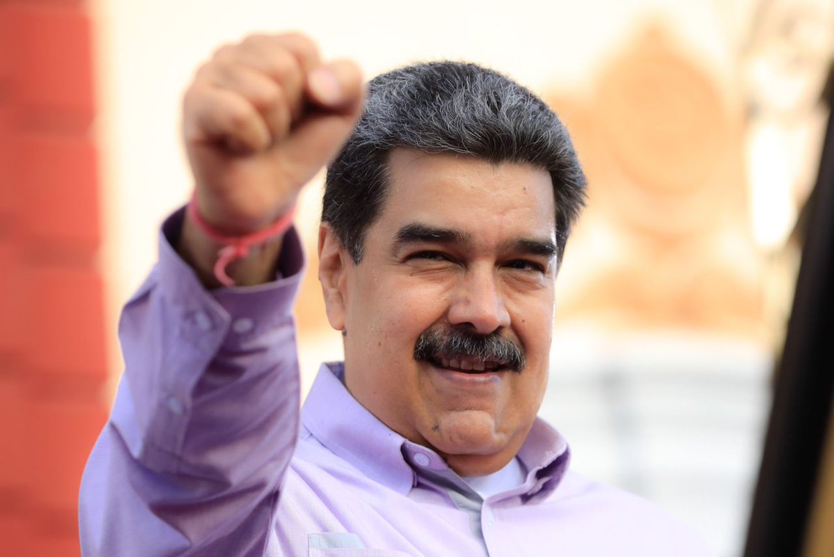 #26Ene |🇻🇪📢 ¡ETIQUETA DEL DÍA! ▶️

#SomosPuebloInvencible

¡Forjadores de Paz!