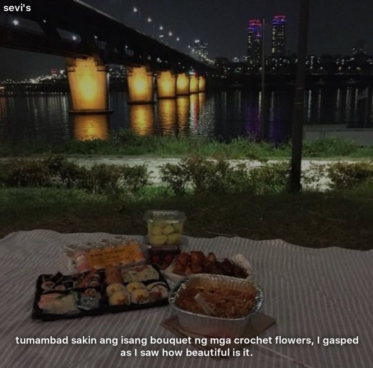 375. crochet flowers & books https://t.co/DpIC8dubPH