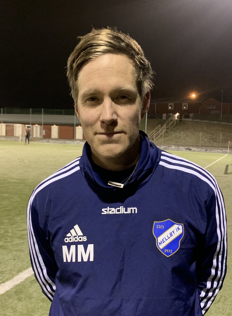UPPDATERING! Mellby IKs assisterande tränare 2022 är Mikael Malmqvist. En sann Mellbylegend som gärna spenderar somrarna i Italien. Men ”Malm”s hjärta bultar extra för sitt älskade FC Barcelona! Inspirerad av La Masia kommer han sätta sin prägel på träningarna ”kvadden” FORZA MIK