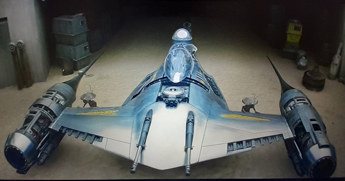 #TheBookOfBobaFett spoilers
.
.
.
.
.
.
.
.
.
.
I will always miss the Razor Crest but this baby is a beauty! 😍😍😍😍😍😍
#TheMandalorian #N1starfighter