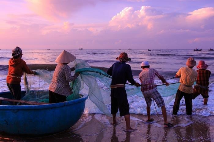 Ovais Sarmad (@ovaissarmad) on Twitter photo <a href="/UNFCCC/">UN Climate Change</a> has launched a new website page on the importance of #Ocean in response to a decision by governments at #COP26. <a href="/DrJPost/">Joanna Post</a> <a href="/ThomsonFiji/">Peter Thomson</a>
The ocean is a fundamental part of the climate system and the global response to #climatechange.
unfccc.int/news/new-unfcc… <a href="/UNFCCC/">UN Climate Change</a> has launched a new website page on the importance of #Ocean in response to a decision by governments at #COP26. <a href="/DrJPost/">Joanna Post</a> <a href="/ThomsonFiji/">Peter Thomson</a>
The ocean is a fundamental part of the climate system and the global response to #climatechange.
unfccc.int/news/new-unfcc…