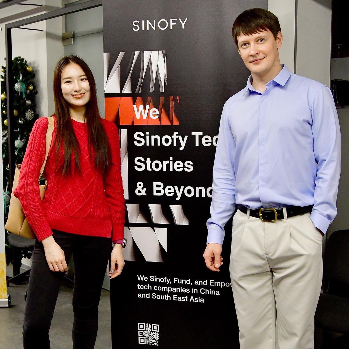 OffKyiv's tweet image. about our partners:
@sinofy_group is an international group of companies that helps to connect West and East, modern technologies, and business. Sinofy’s product and service ecosystem includes public relations and digital marketing, fundraising and blockchain technology.