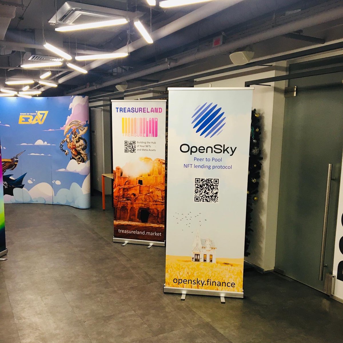 OffKyiv's tweet image. about our partners:
@OpenSkyFinance NFT is a group of talented people from different areas of DeFi, NFT, finance, and web3 development. They are working hard to provide a cutting-edge, easy-to-use, permission-free solution for all DeFi and NFT users.