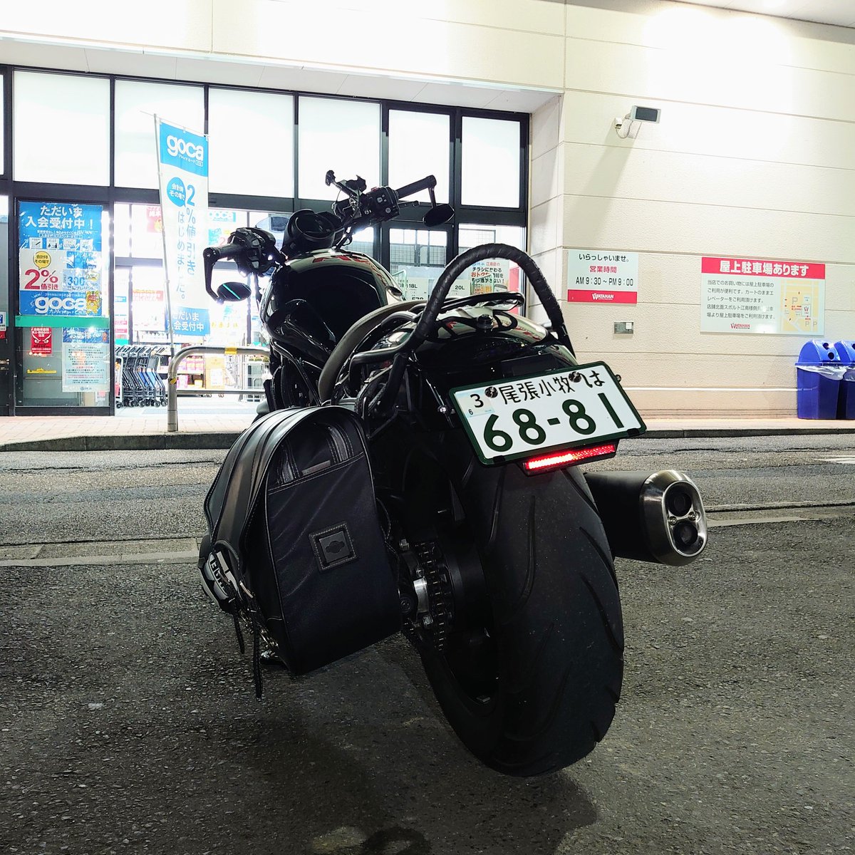 Rebel1100DCT's tweet photo. 2軒目〜

サイドバッグ、パンパンなんだが🤣
DEGNER  NB-100 は、17L で結構入って重宝してます！
前の BOLT から 7年以上使ってると思うけど、まだまだイケます😆
ベルト切れも無い！

#デグナー #DEGNER
#NB100
#レブル1100 https://t.co/Fc6J8NrNvb