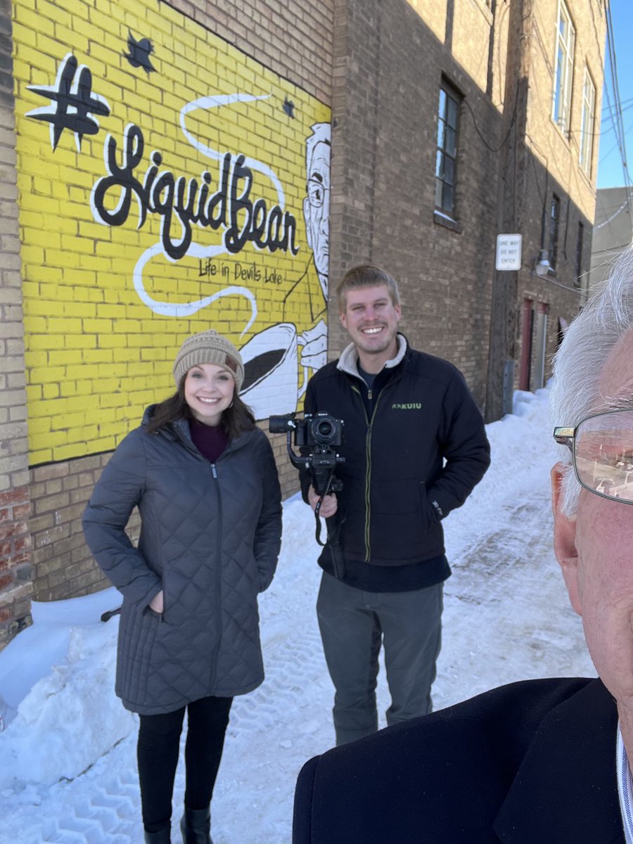 dvl1598's tweet photo. Rachel and Tanner visit the Liquidbean ⁦@devilslakend⁩ https://t.co/2L5hImwSjm