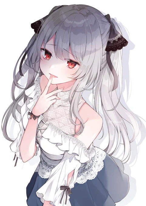 🖤❤️🤍 