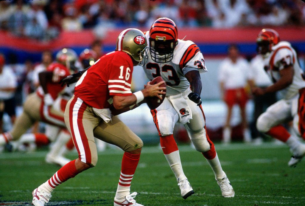 Join Dave Lapham and me for the #Bengals “Game Plan” show tonight from 6-8 at Kitty’s Sports Grill on 3rd Street. Our guest in the first hour will be one of the greatest Bengals of all-time David Fulcher (<a href="/FoRock33/">David Fulcher</a>)
We’ll have giveaways too.
#RuleTheJungle