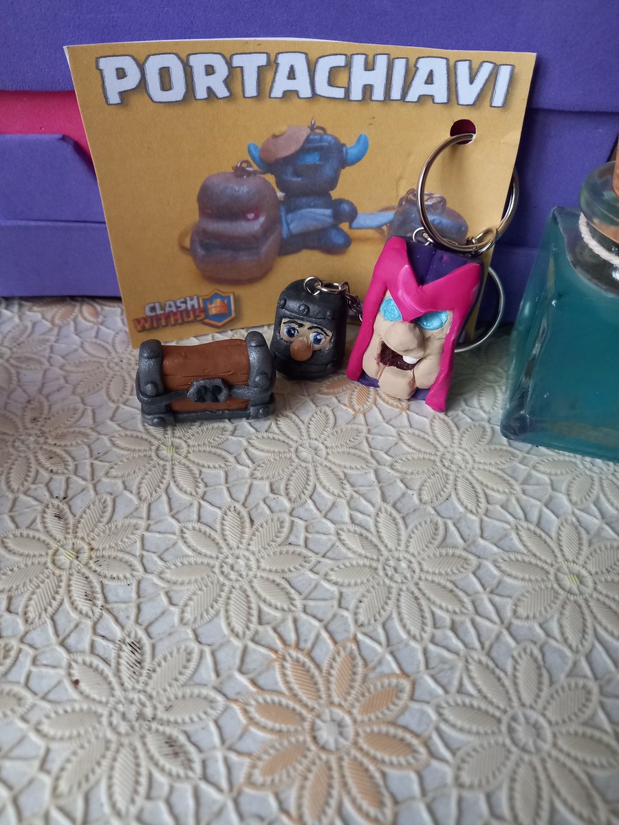 A beautiful gift from <a href="/ilwanzo_/">ilwanzo</a> 😍Thanks for these wonderful handmade gadgets🔥😍😊🥳