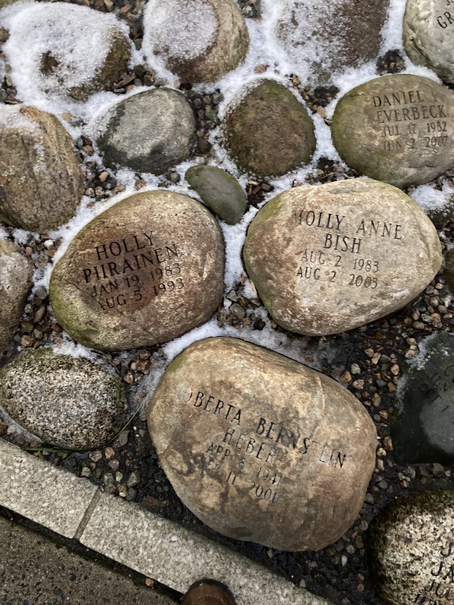 On way to watch ⁦<a href="/gosuffolkrams/">Suffolk Athletics</a>⁩ women’s hoops team get the W last night vs Gordon in Boston last night, We were lucky enough to spot Molly Bish &amp; Holly Pirainian’s stones in the Garden of Peace behind 1 Ashburton place. The stones are placed there for victims of Homicide🙏🏼