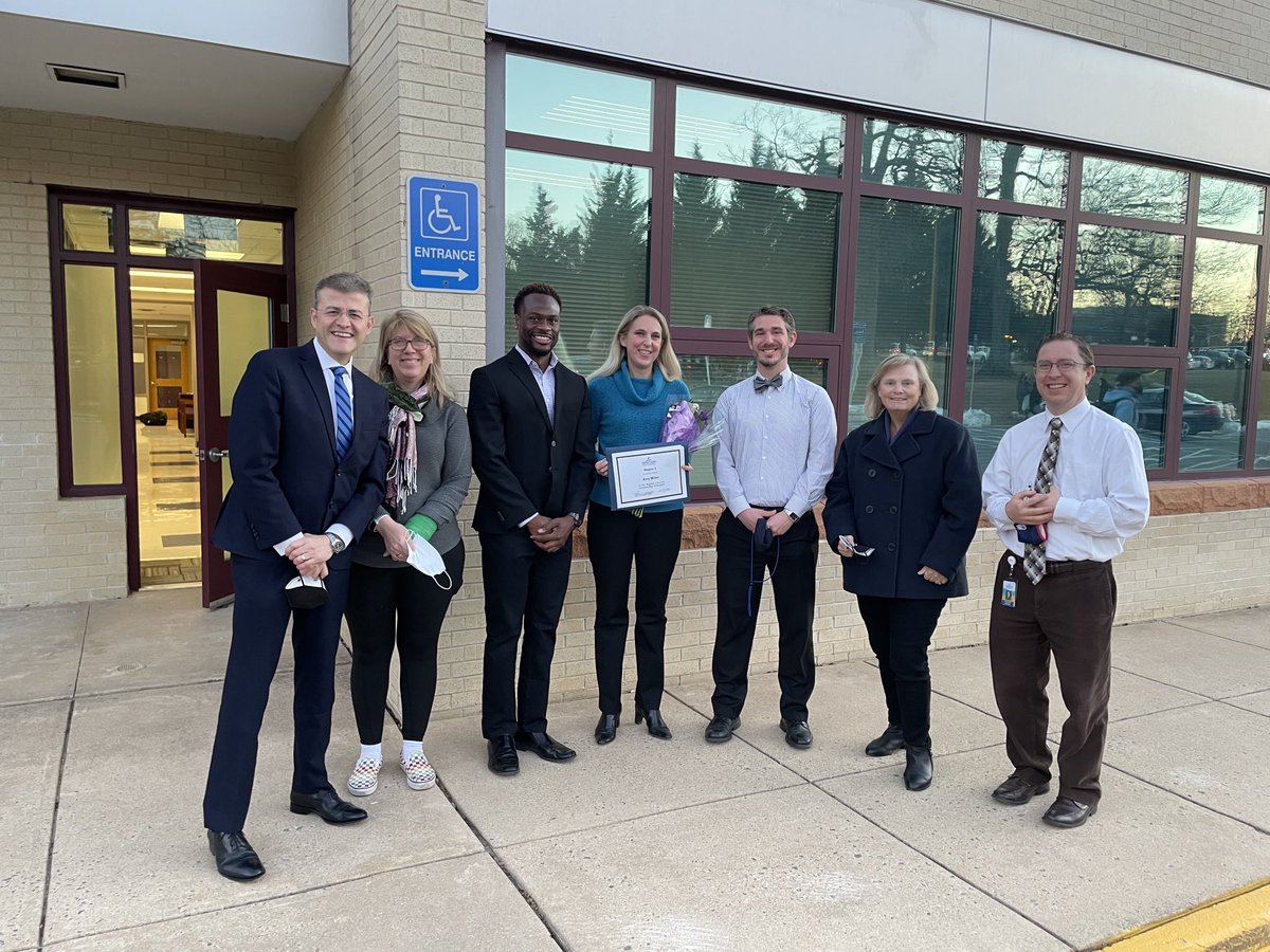 Debra David tweet media