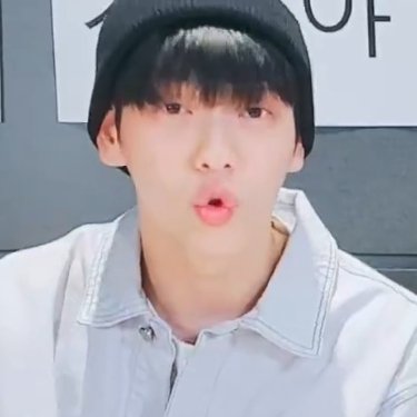 lovely soobin ! tweet media