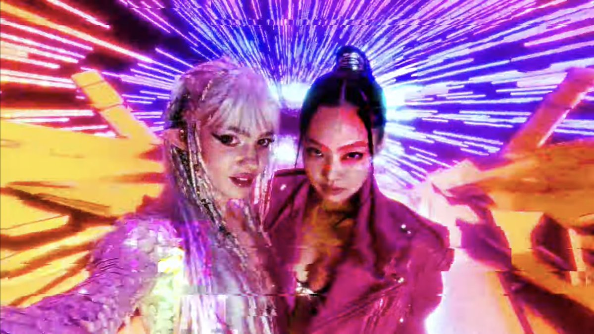 blackpinkbabo's tweet photo. JENNIE IN GRIMES’ MV 🔥 @Blackpink https://t.co/4IZP6zR3iy
