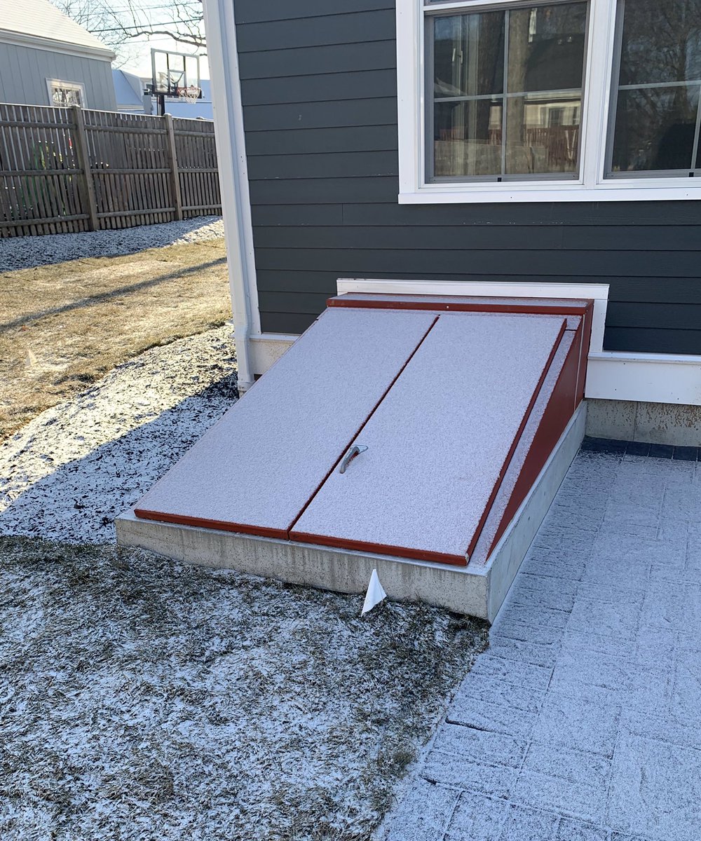 SheaConcrete's tweet photo. Providing watertight basement access has never been easier! Contact us today to learn about our precast concrete bulkhead stairs & doors โฆ Rain, Sun, or Snow we are on the go #basementaccess #bulkheadstair #bulkheadstairs #precast #precastconcrete #thesheaway #newengland #๐บ๐ธ https://t.co/VULZdDYVCn