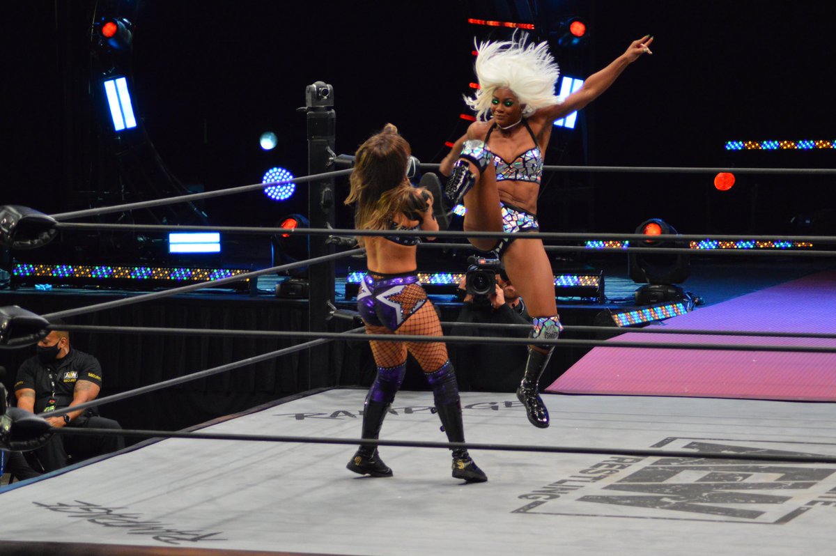 tylerjamesdavis's tweet photo. @Jade_Cargill Took these of you on Friday! Great match! https://t.co/EZYT72vnyP