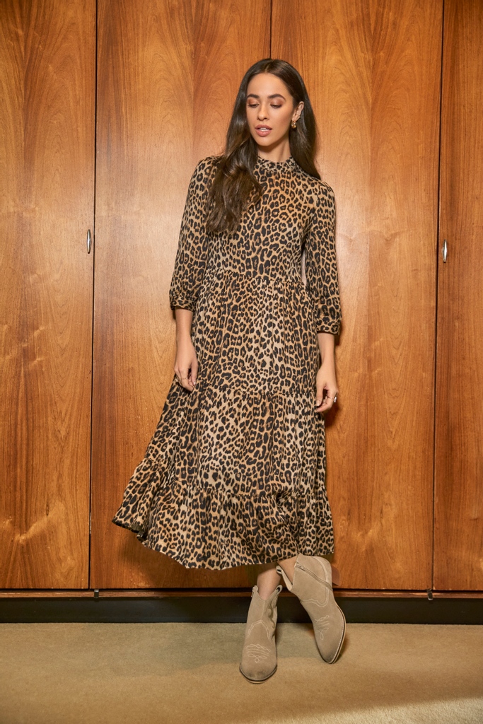 joebrowns's tweet image. 💐🌻 NEW SPRING STYLES 💐🌻 
We've launched a BUNCH of fabulous finds for your Spring wardrobe! 😍

Women's Collection! 🛒&amp;gt; bit.ly/3rYsJZg
Menswear Collection! 🛒 &amp;gt; bit.ly/3AAeZI3

Tell us your favourite style! 👇

#mojoe #springcollection #riseandshine
