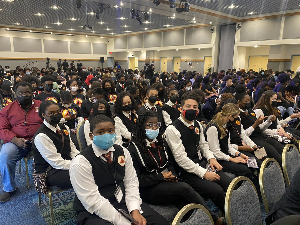 Thank you <a href="/FIU/">FIU</a> for inviting our MTL student leaders to your MLK Youth Summit. Conversation and learning.