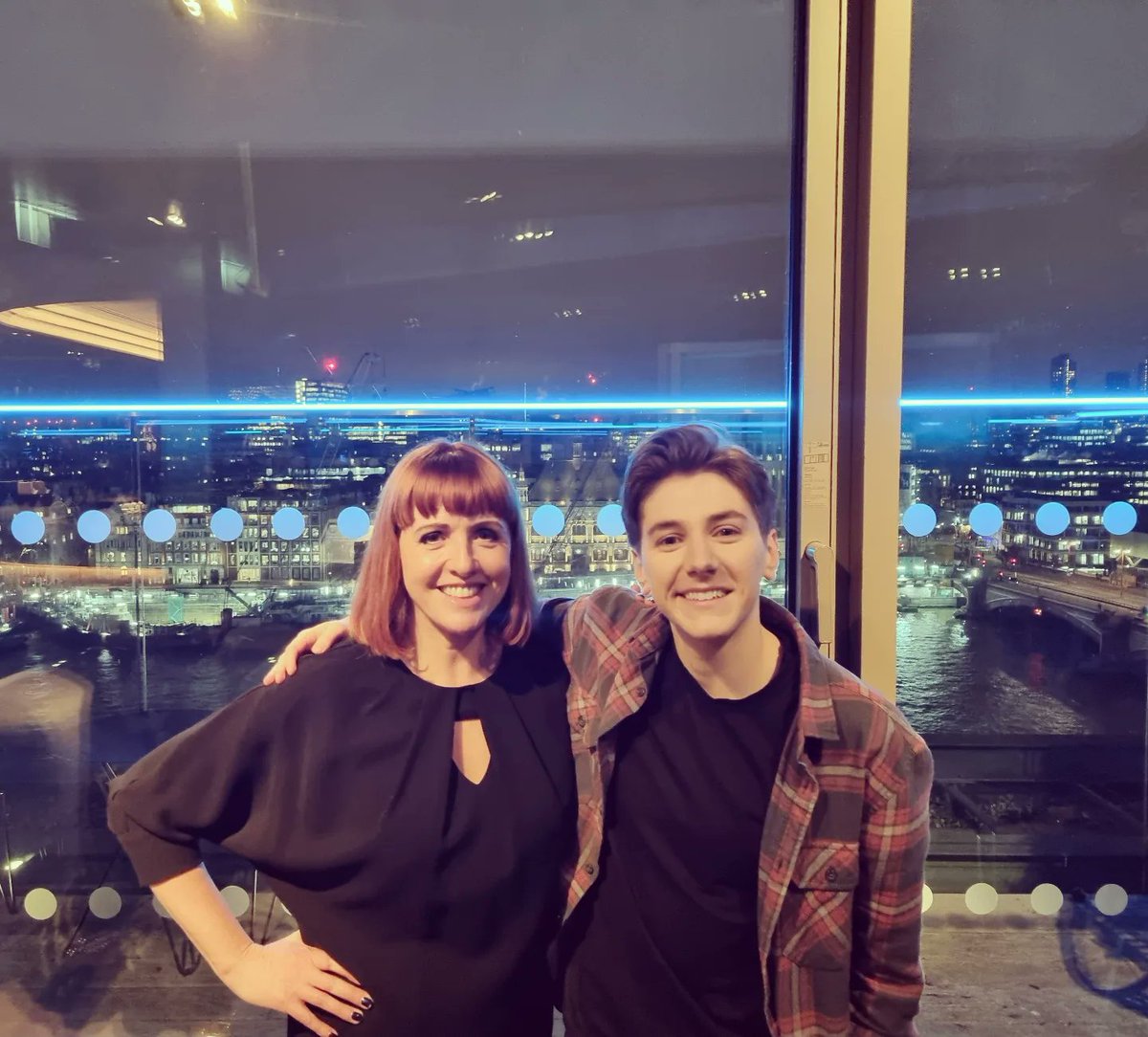 NiceNSpiky's tweet photo. Tip Top Tuesday Up Top @SeaContainers_ Thanks to YOU our amazing audience & BIG love to our finest comedians with the funniest jokes @DarrenHarriott @callybeaton @sarahkcomedy @Nabilu See you April for more😉 #12thknot #seacontainers #nicenspiky #londonsouthbank #comedywithaview https://t.co/KyhrxxQHY7