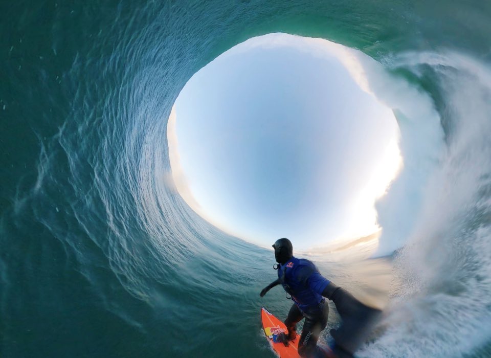 TG4TV's tweet photo. 📸Conor Maguire
Sligeach 🏄‍♂️ https://t.co/o5V0yiZ6BB