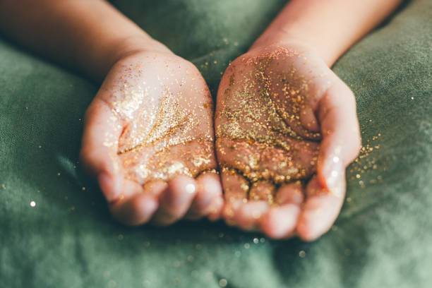 MangoPublishing's tweet photo. Add a little magic to your skincare ritual with @MoonSpellMagic's Lust Dust rite: https://t.co/veAURBN0Cf
#lovemagic #loveritual #ritual #ritualmagic #magick #manifestation #bodylove #witchythings #essentialoils #glitter #spellwork #spellcaster #cerridwengreenleaf #witchblog https://t.co/XxctDajJoV